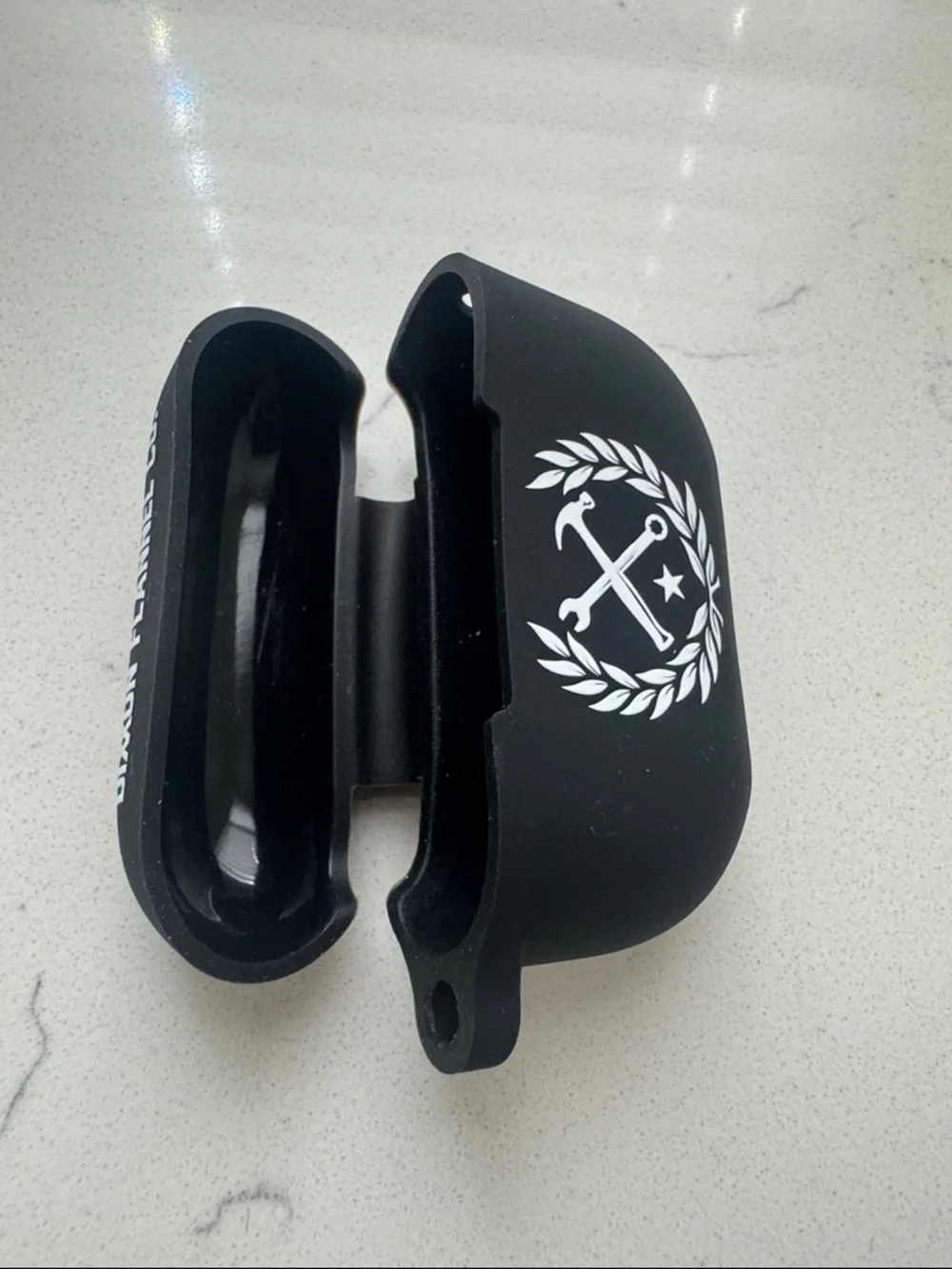 DIXXON Protective 2nd Gen Airpod Case - Black with White Crest Logo